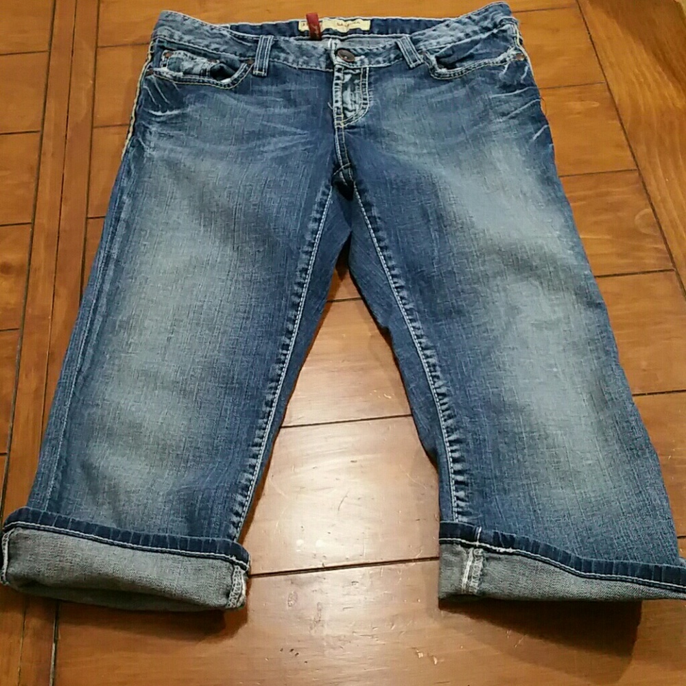 BKE Capri size 28